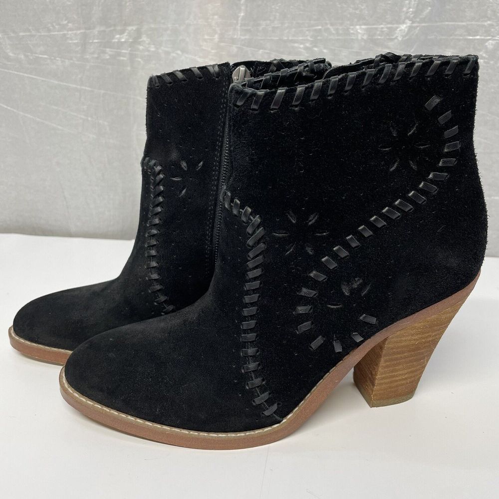 Ivanka Trump Suede Ankle Boots Heel Cutout Black Size 6 M - Picture 3 of 11